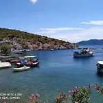Aglaia's Traditional House Daire Agia Kiriaki (Magnesia)