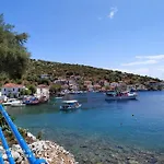 Aglaia's Traditional House Daire Agia Kiriaki (Magnesia)