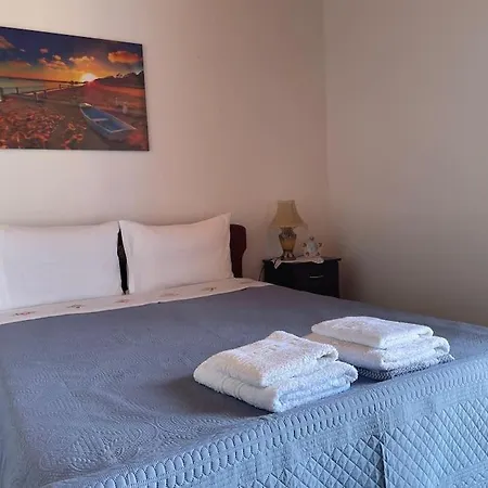 아파트 Aglaia's Traditional House *